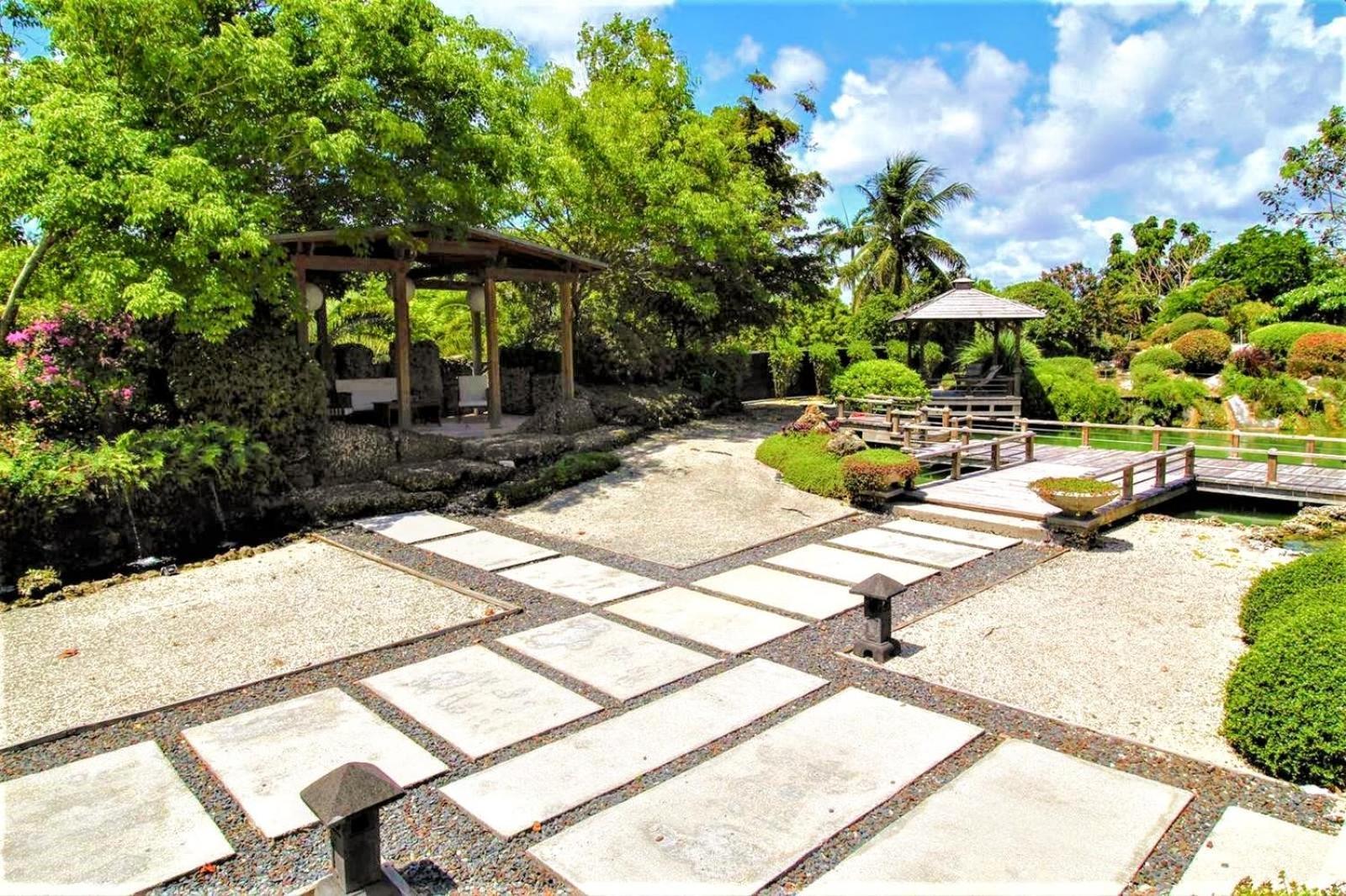 Вилла Magical Wonderkoi House In A Japanese Koi Garden Майами Экстерьер фото